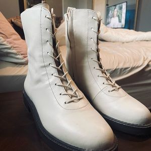 Nellyn Lace-up Combat boots
